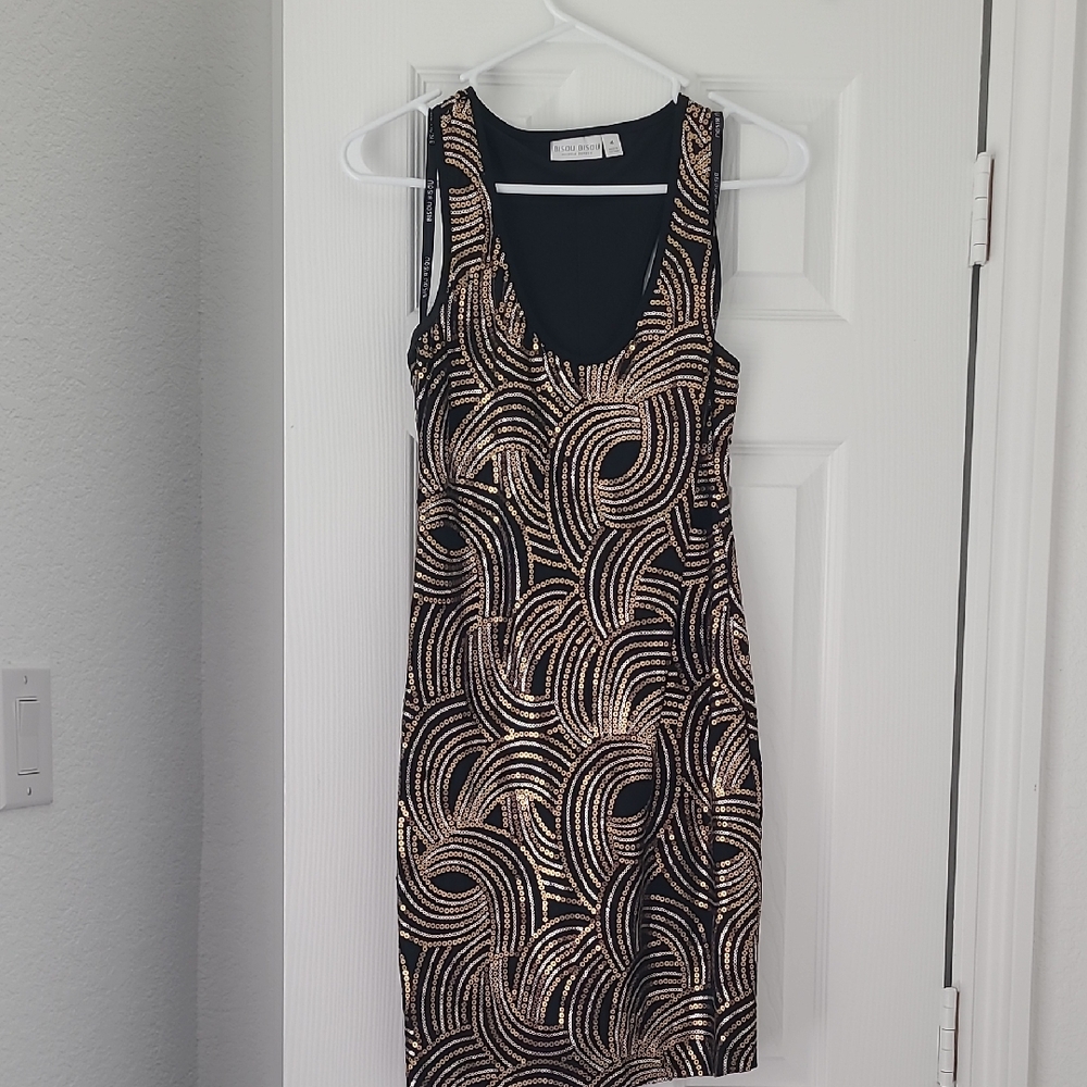 Bisou Bisou Black and Gold Patterned Mini Dress